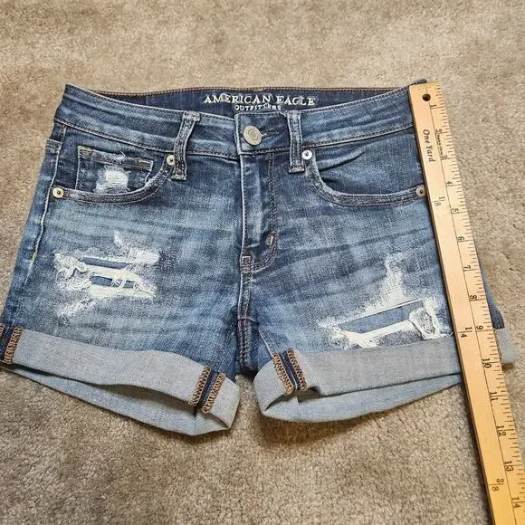 American Eagle Outfitters AEO Midi Jean Shorts Super Super Stretch Size 2 - Picture 5 of 8